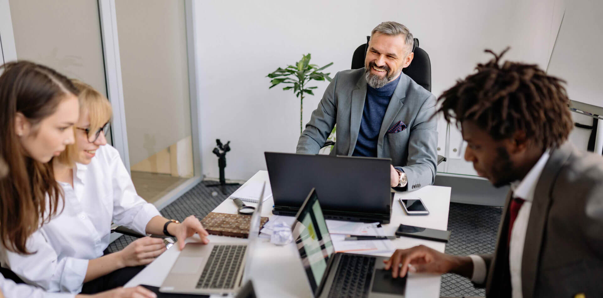 The Importance of Right Lead Generation and Sales Support Team